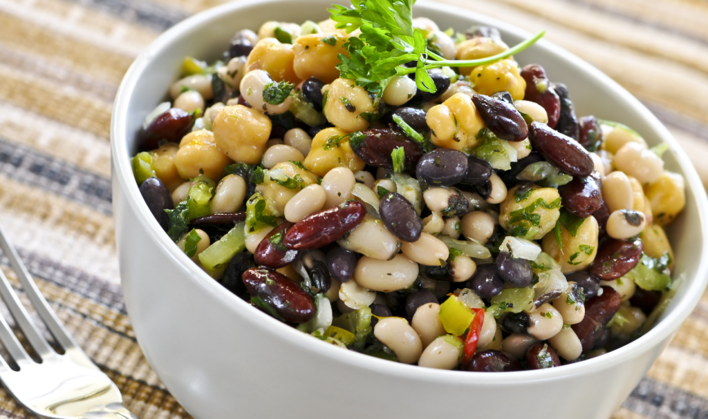 Las ensaladas de legumbres, ideales para el verano